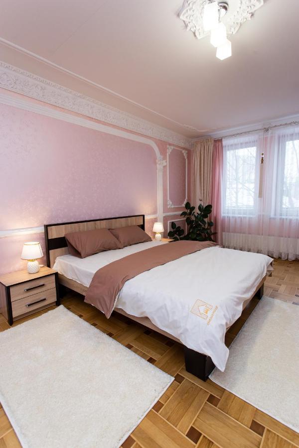 Центр. Вулиця Липова. 3 Кімнати Leilighet Ternopil Eksteriør bilde